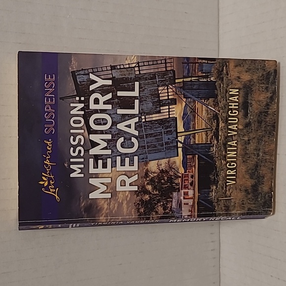 Lot of 10 Love Inspired Suspense Inspirational Romance Paperback Books - Picture 10 of 16